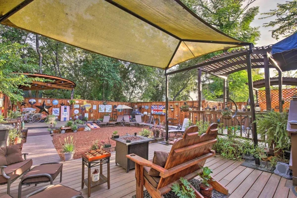 La Villa By The Riverwalk Сан Антонио Екстериор снимка