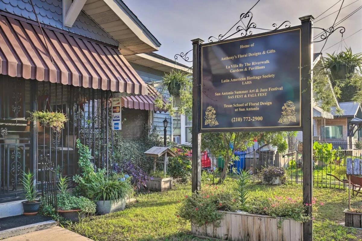 La Villa By The Riverwalk Сан Антонио Екстериор снимка
